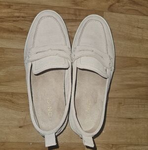 Women’s Casual Loafers in Light Pink - Vionic